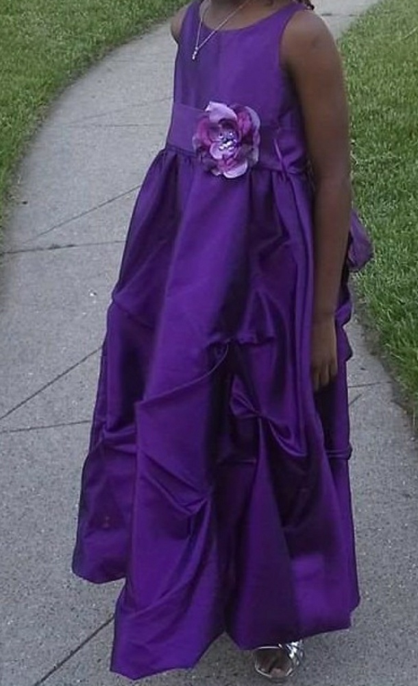 Girls dress
